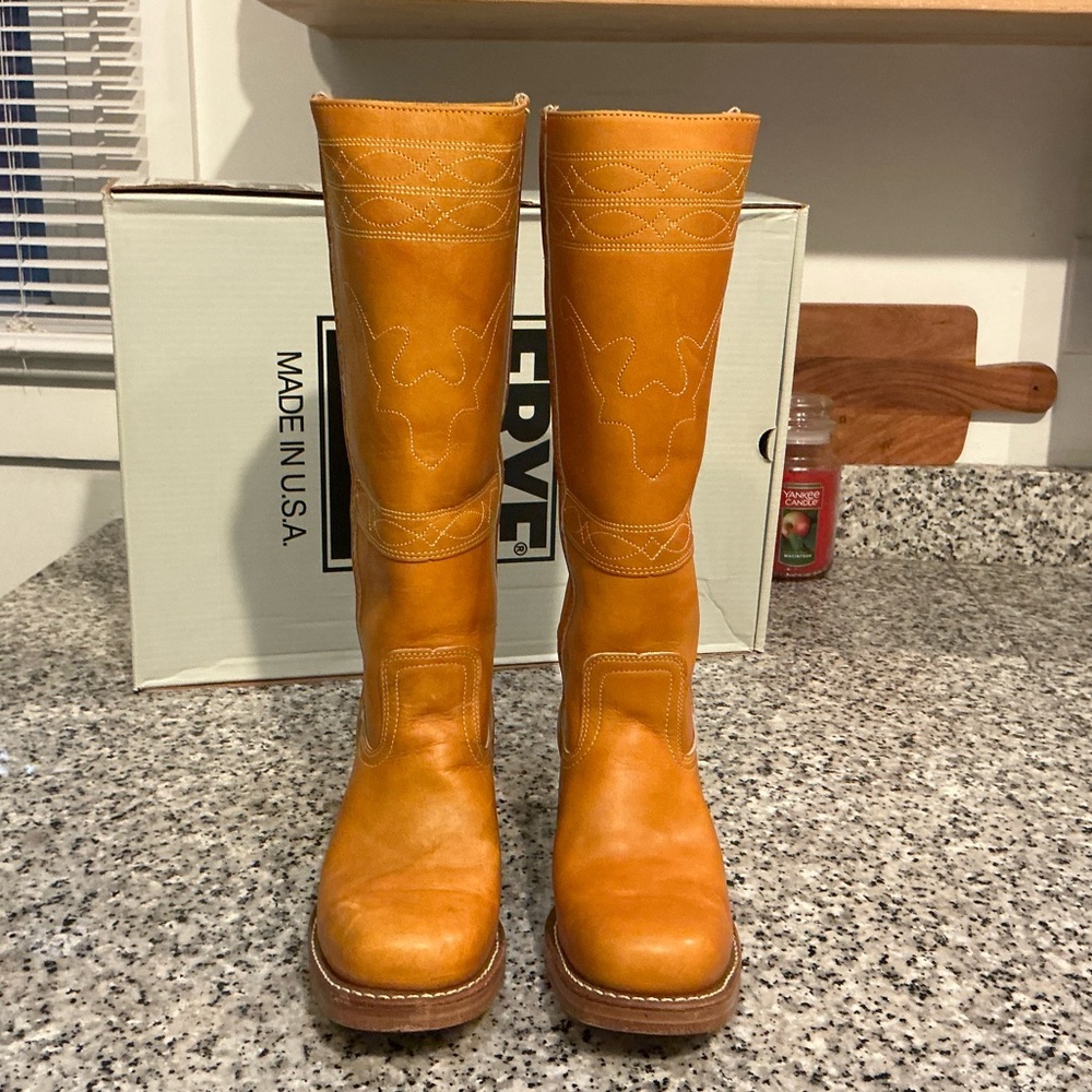 Frye Campus Stitching Horse Boots - Picture 7 of 14